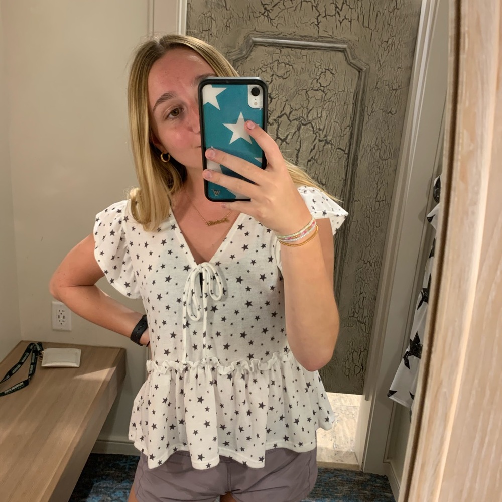 Meet your Posher, Isabella